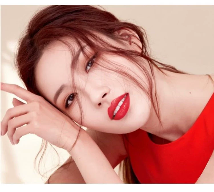 Bốn rễ cây khác nhau hoang dã lỏng nước bút chì lông mày bốn dĩa rung âm thanh kéo dài không thấm nước và mô phỏng 3d bản địa - Bút chì lông mày / Bột / Stick chì mày innisfree