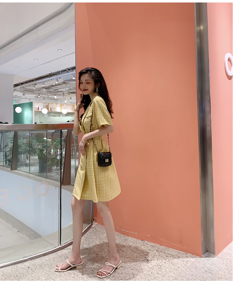 VK旗艦店 韓系西裝領修身格紋雙排釦襯衫長版短袖洋裝