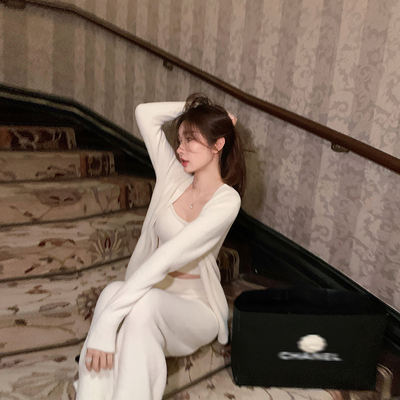 ACHI Oike White Coral Fleece pajamas, halter cardigan and long pants set, sexy home wear three-piece set