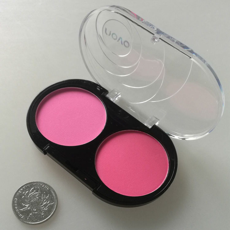 Opera rouge, the more dramatic rose plant bicolor blush blush, embellishness of the profile