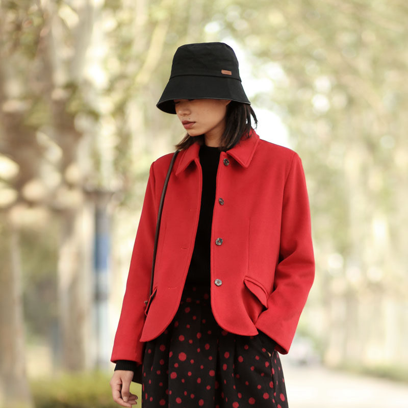 Women's small woolen coat women look thin Spring Festival new women's tops woolen coat women's short coat women's winter