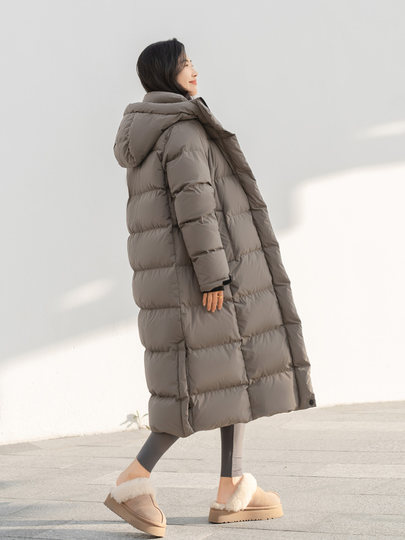 Long down jacket for women 2025 new over-the-knee white goose down thickened Northeastern ultra-thick extreme cold loose little man jacket