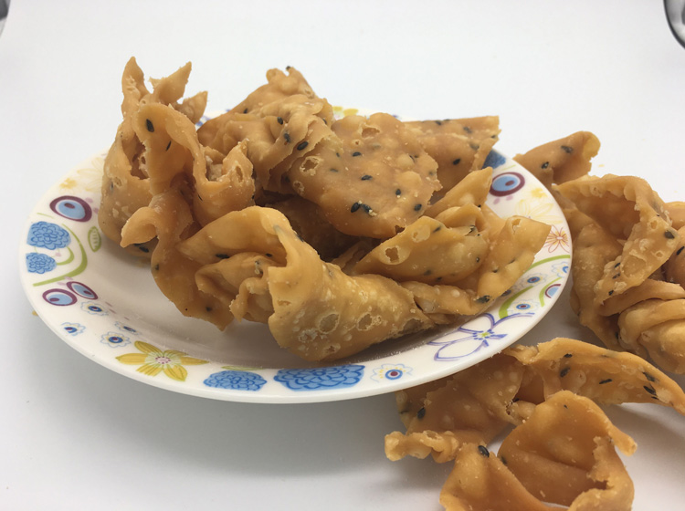 Hubei Tianmen specialty pure hand-fried crispy black sesame anti-dumpling non-staple food salty dumpling 1 catties