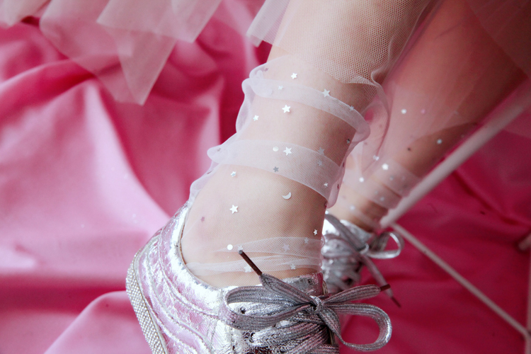 Mùa hè mới sao sequin lưới trong suốt vớ nữ phiên bản Hàn Quốc của thời trang đa năng ngọt ngào của vớ vớ vớ ren - Bít tất nữ vớ trắng