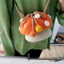 Knitted bag hand diy gift to girlfriend to hand-made pregnant women in their own hands