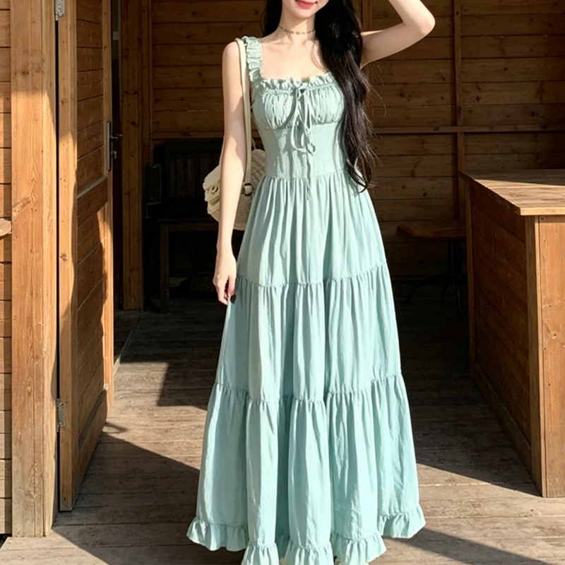 French-Style Gentle Mint Green Spaghetti Strap Dress for Women, Summer High-End Design, Waist-Cinching A-Line Long Dress