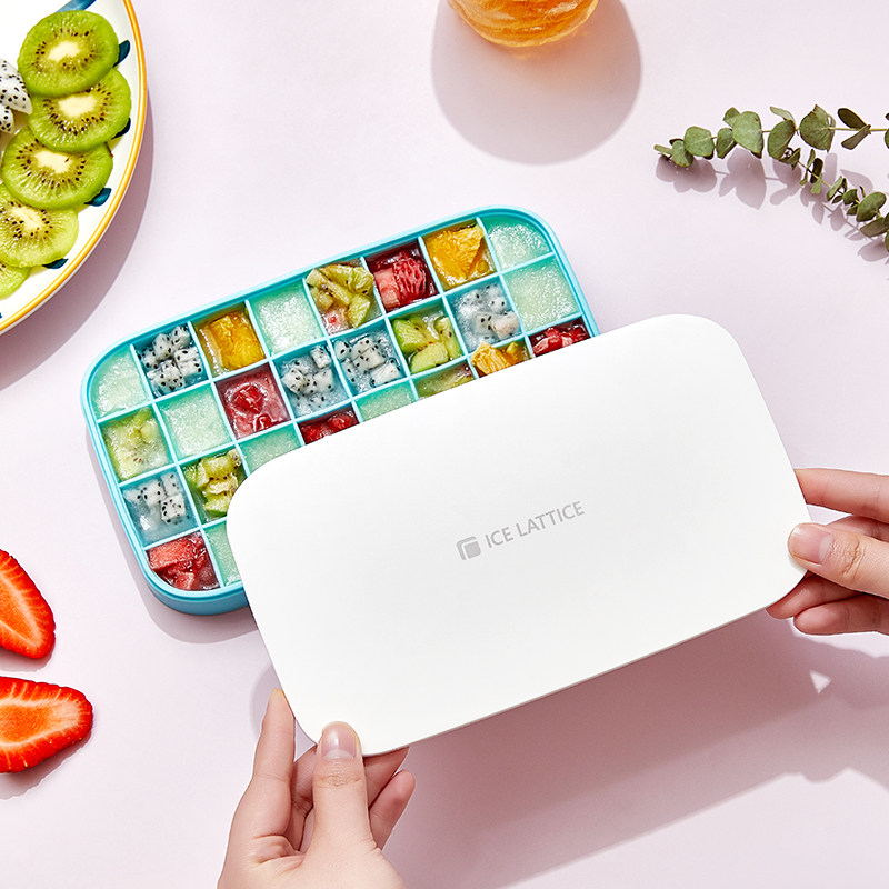 Summer Ice Lattice Molds Appliances Home Large Ice Making Cartridges Lid Anti-Taste Food Grade Silica Gel Quick Fetch Ice Cubes