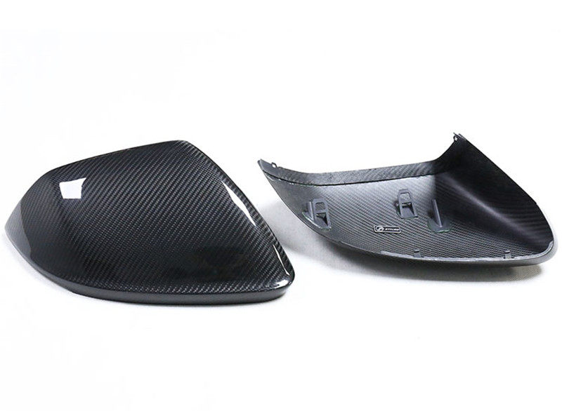 Suitable for Audi Q8 carbon fiber rearview mirror Lamborghini urus dry carbon replacement dismantled reverse mirror case