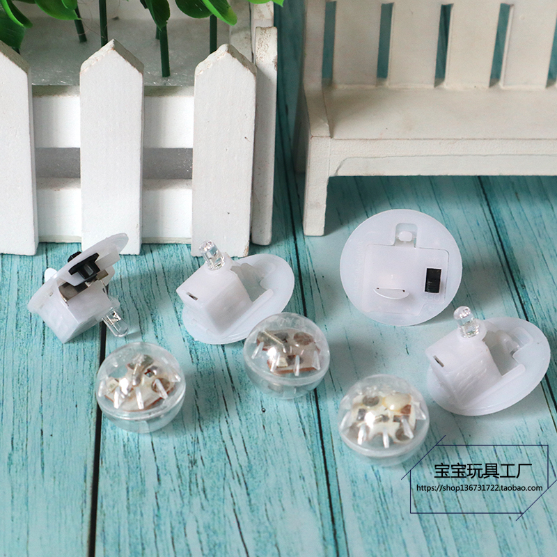 Đèn nhiều màu sắc có công tắc có thể thay pin flash nhấp nháy nhảy 7 màu thay đổi bánh ren búp bê phụ kiện đồ chơi búp bê cho bé