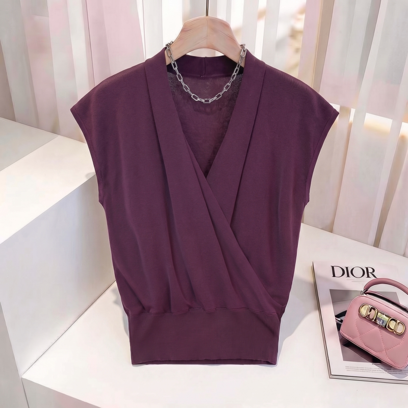 Purple Cross V-Neck Short-Sleeve T-Shirt for Women, 2026 New Summer Style, Plus-Size, Flattering, Unique and Stylish Top Purple Cross V-Neck Short-Sleeve T-Shirt for Women, 2026 New Summer Style, Plus-Size, Flattering, Unique and Stylish Top