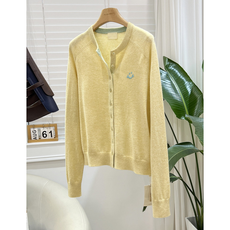 European Style Sweet Round Neck Smiley Face Embroidered Cashmere Cardigan Women's Single-Breasted Knit Sweater Thin Coat European Style Sweet Round Neck Smiley Face Embroidered Cashmere Cardigan Women's Single-Breasted Knit Sweater Thin Coat