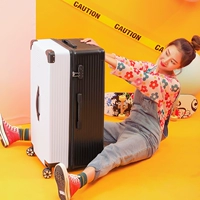 Черное и белое