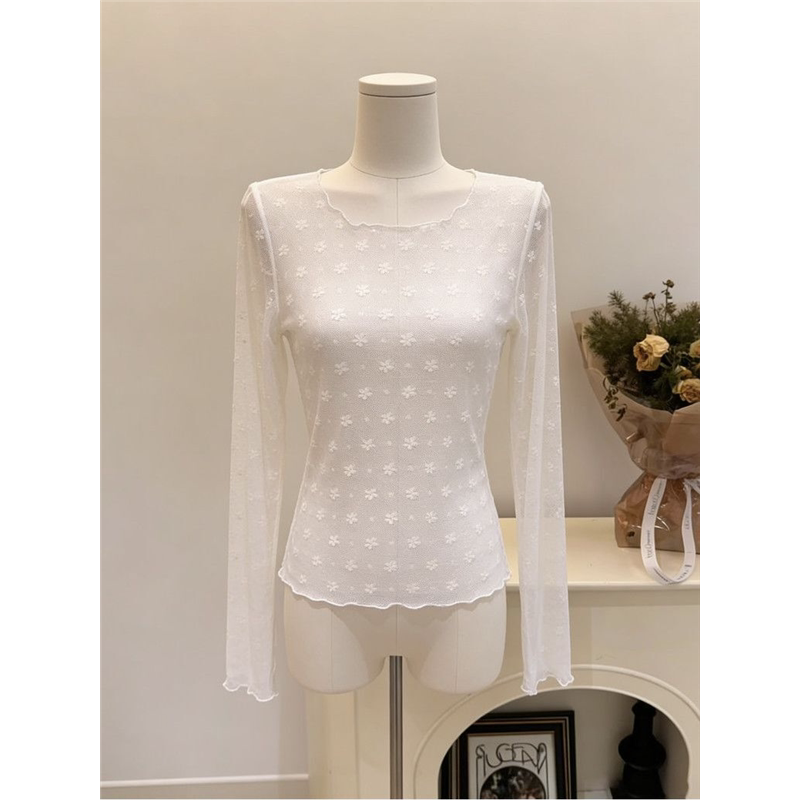 Floral Lace Blouse for Women, Spring and Summer Korean Style Layered Hollow-Out Thin Sun-Protective Mesh Top T-Shirt Inner Layer Base Shirt