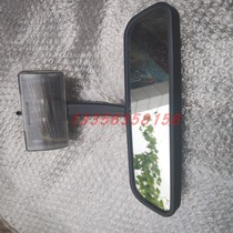 When the wind is windy the interior mirrors cab rearview mirror.