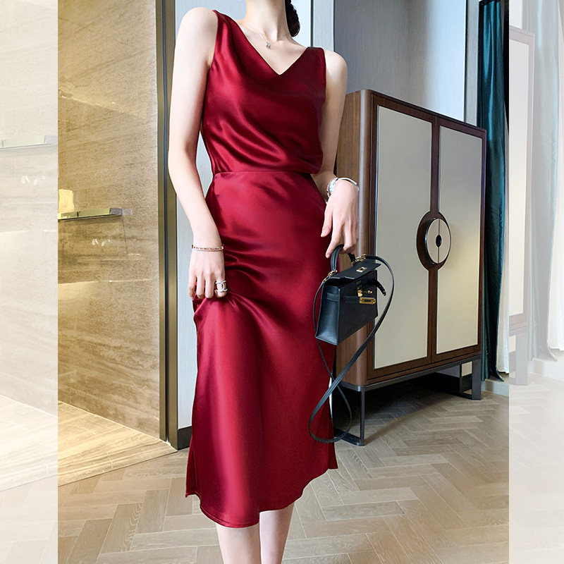 Early autumn heavy pound acetate satin face high waist thin section open fork skirt woman body wrap hip wine red half body dress in long version