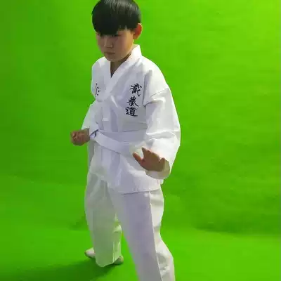 White new Jeet Kune Kune Kune Fighting martial arts training uniforms for beginners, women and children Source factory