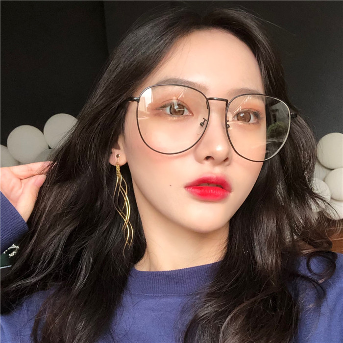 Retro-ins net red same street clapping big face with slim eye frame female Korean version Nearsightedness Round Flat Light Big Frame Glasses Lady-Taobao