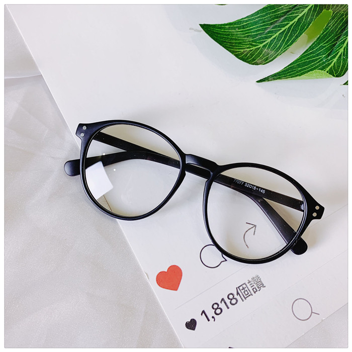 Kính râm retro siêu mờ màu đen kính gọng tròn nữ mặt tròn mỏng phiên bản Hàn Quốc có thể được trang bị khung cận thị thủy triều hoang dã - Kính kính