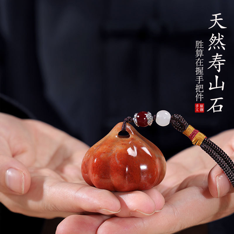 Shoushan Stone Is a Good Choice as a Hand-Held Ornament for Men, a Creative and High-End Stress-Relief Item for Leaders and Elders, and a Birthday Gift