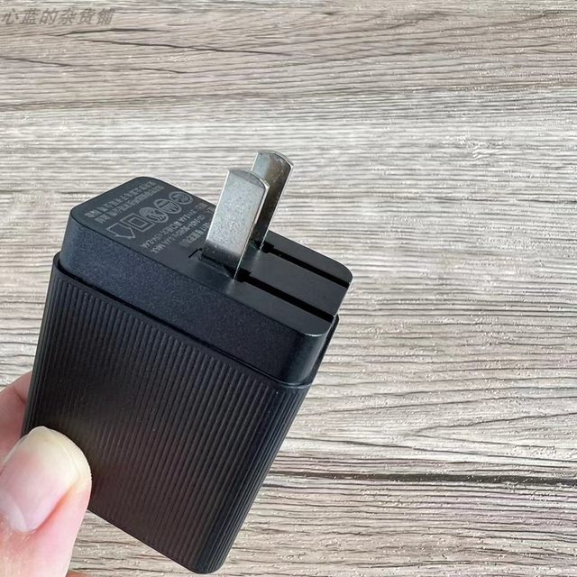 Desktop Multi-Port 2-Port USB Charger Dual-Port Mobile Phone Tablet Travel Portable Foldable 3.4A Charger