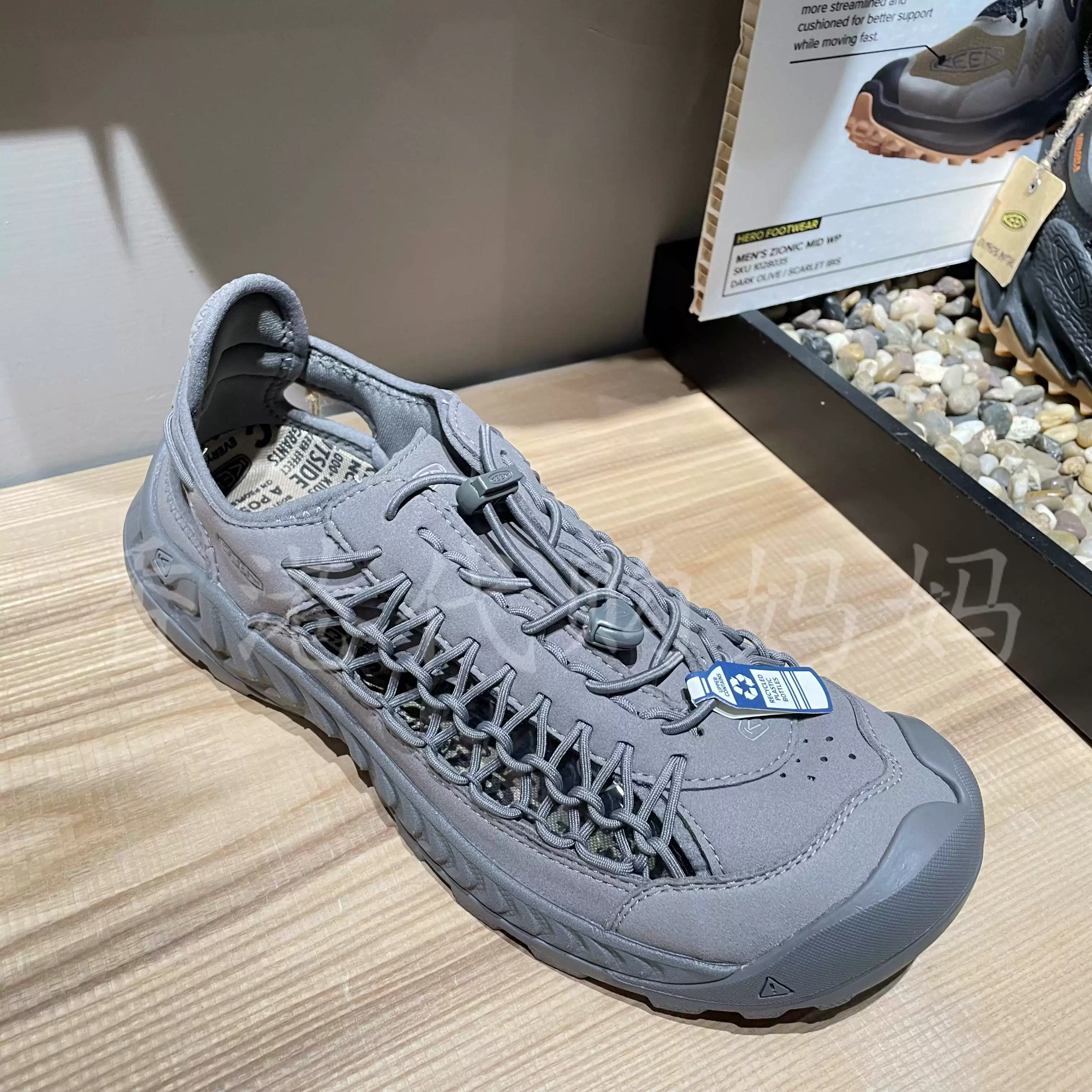 1028961 1028960 1027285 Гонконг покупал Keen Kon мужские походные кроссовки UNeek NXIS спортивные кроссовки
