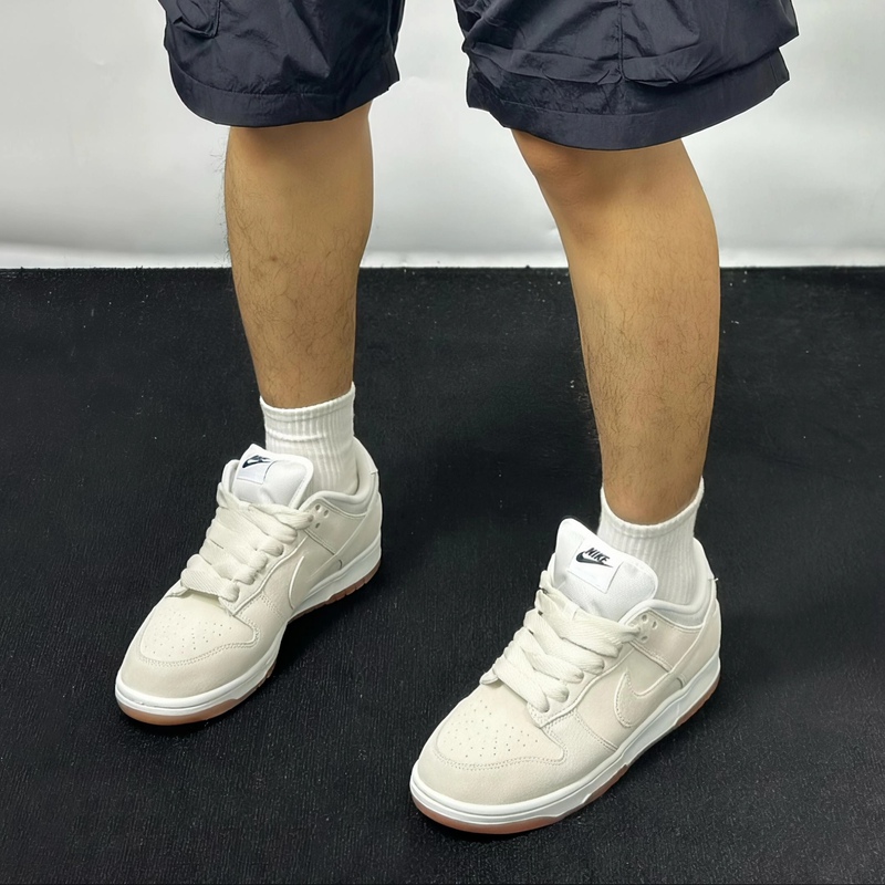 Nike Dunk Sb Low Nike Ivory White Comfortable and Versatile Low-Top Sports and Leisure Sneakers Hj0367-100