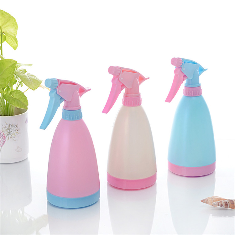 Hand press Kitchen Home Spray Bottle Disinfection Cleaning Glass Large plastic Spray Candy Color Spray Bottle Nebulizer