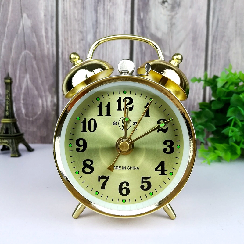 Vintage Mechanical Alarm Clock with Wind-Up Feature, Creative Student Bedroom Extra Loud Alarm Clock, Old-Fashioned Metal Clock