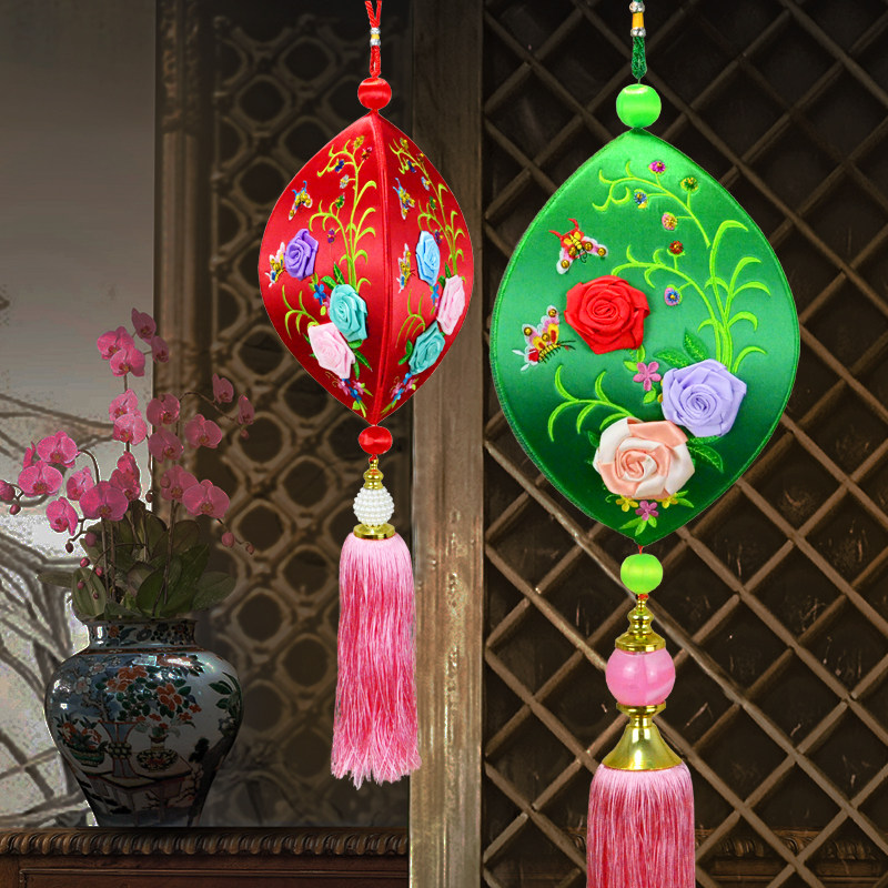 Handmade cloth Embroidery Decorative hanging accessories Opening Laugh Pocketbook of the National Wind Traditional Chinese Characteristics for Small Gift Folk Ideas