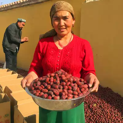 2020 new products in Xinjiang gray jujube Ruoqiang first grade Xinjiang red jujube specialty Aksu with soil gray jujube 2500g