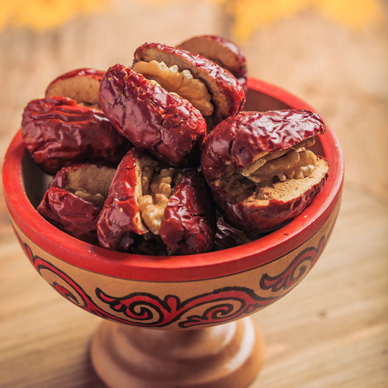 Hug Fruit Date Clip Walnut Vacuum Small Package Pregnant Woman Shchinaozaoka Walnut Xinjiang Teryield 500g