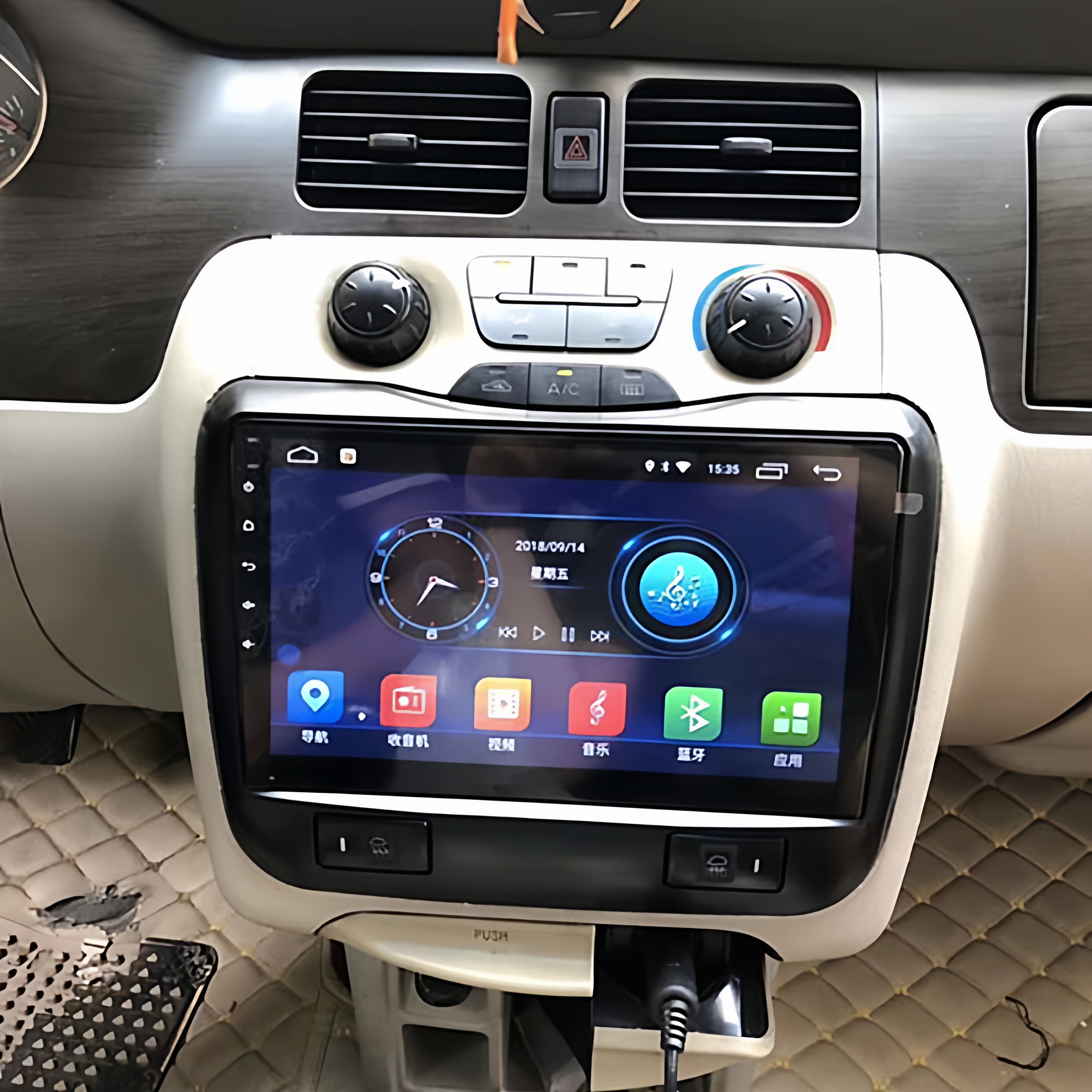 Jac Refine Xianghe Central Control Large-Screen Navigation Intelligent Car Display with Reversing Camera All-In-One Device