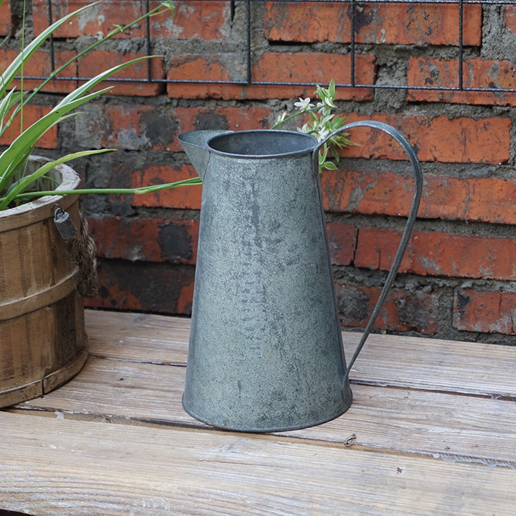 Retro tin flower pot iron art vase floral floral gardening iron sheet Watering Pot Flowers Multimeat flower flower flower flower arranging pendulum-Taobao