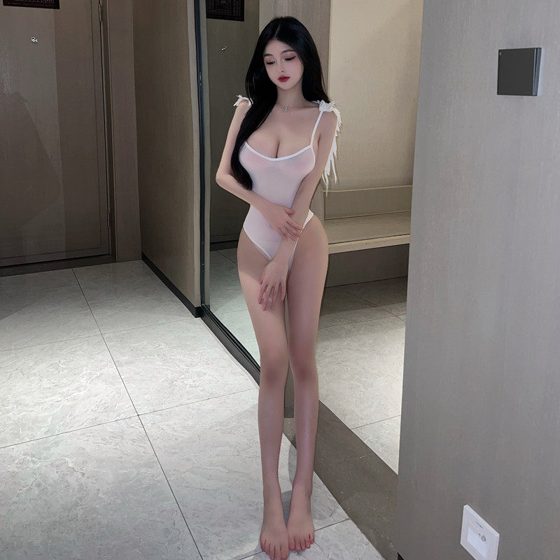 Боди/брюки 格格家?辣妹甜美纯欲吊带天使翅膀低领显胸大修身打底性感连体衣