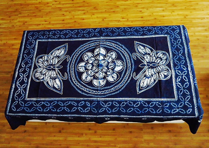 Yunnan ethnic style Bai nationality characteristics pure hand-dyed tablecloth long tea table cloth dining table cloth bar tablecloth