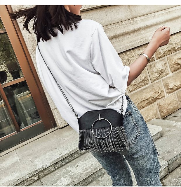 Chuỗi túi điện thoại di động nữ 2018 mới thời trang mini bag phiên bản Hàn Quốc của vai Messenger túi điện thoại di động túi đeo nhẫn nữ túi đeo chéo