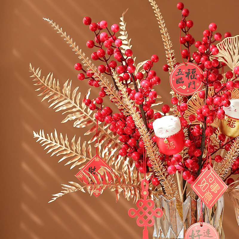Red fruit fortune fruit holly simulation flower New Year's Eve flower blessing bucket New Year flower arrangement material pendant Spring Festival decoration gold leaf