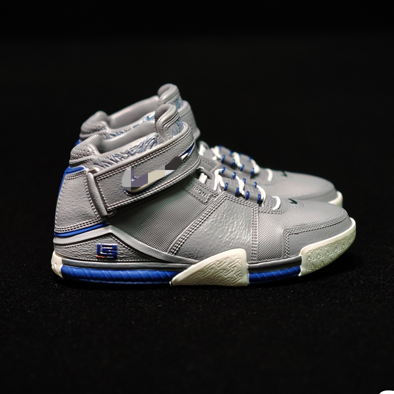 [in Stock] Sj Toys 1/6 Lebron James Lbj 2Nd Generation Action Figure Toy Basketball Shoes