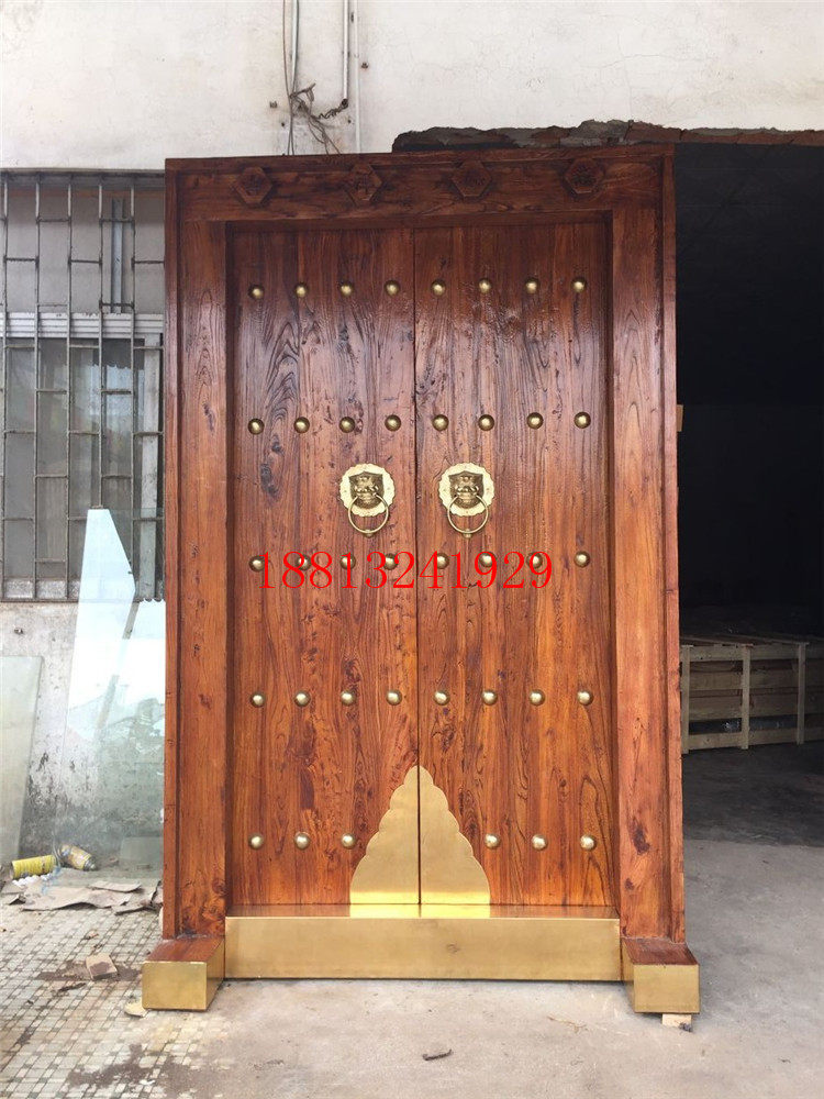 Customized Chinese style antique solid wood gate villa courtyard double door rural wall log door B&B into the door