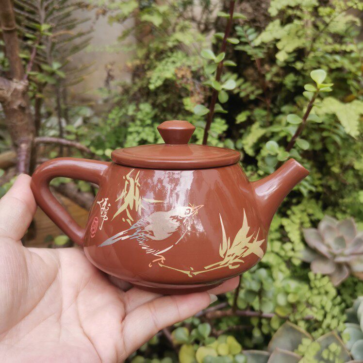 Intoxicum Yunnan Jianshui Purple Pottery Pot stone ladylike pot Su Fotao full of character pot red and bright one pot of one certificate about 220mL