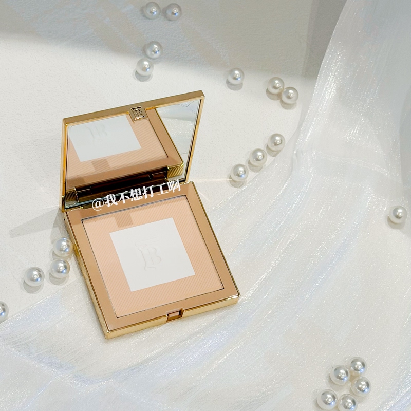 Makeup Setting Powder~Burberry New Long-Lasting Soft Matte Powder Makeup Setting Powder~Burberry New Long-Lasting Soft Matte Powder