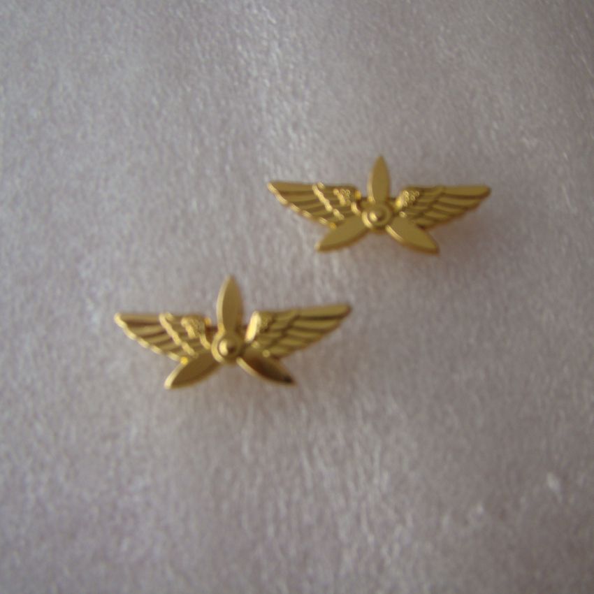 Brrack - needle Metal Badge Gold Flying Chapter Film - TV Props Tip - and - TV Next Chapter Medal for Pure Copper