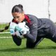 Halo Goalkeeper Elite Sport Imported Children's and Adult Football Game Removable Finger Protection Goalkeeper Gloves