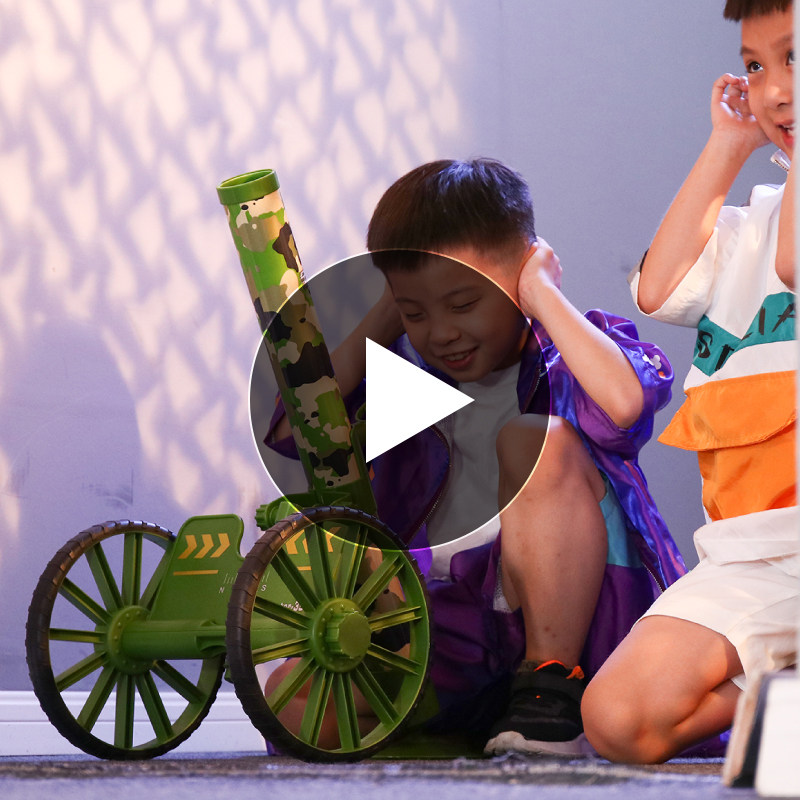 Children's rocket launcher toy missile rocket launcher mortar boy catapults Italian chicken howitzer