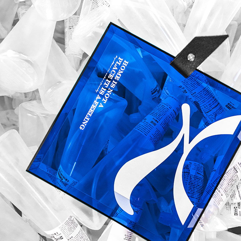 Entrance key storage tray desktop decoration tray creative acrylic Klein blue key storage box door