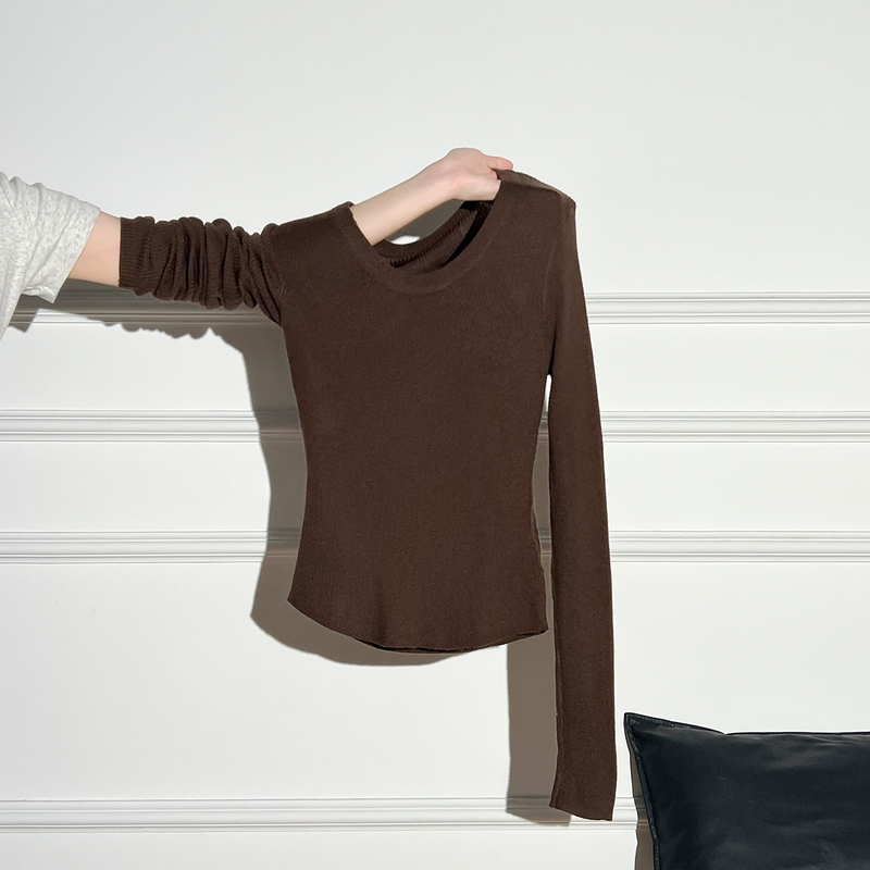 Autumn Melard Style Brown Coffee-Colored U-Neck Sweater Knit Base Shirt for Women, Slim Fit Long-Sleeve Inner Top