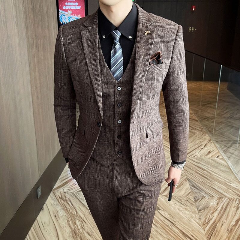 Groom's Suit Set Men's Three-Piece Casual Business Formal Slim-Fit Wedding Suit Plaid Suit Men's British Style Groom's Suit Set Men's Three-Piece Casual Business Formal Slim-Fit Wedding Suit Plaid Suit Men's British Style