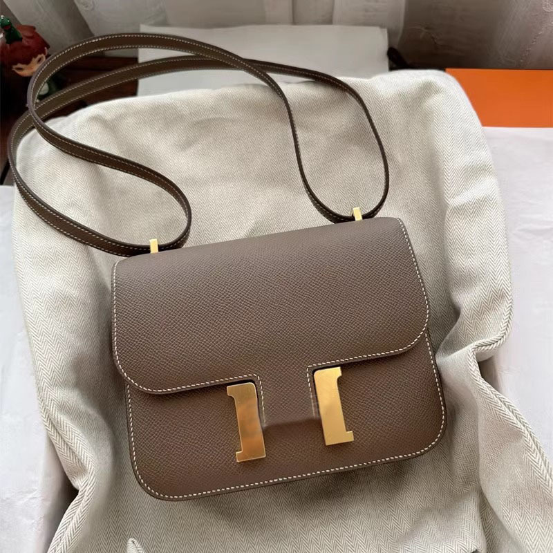 French Classic Designer Handbags 2024 New Models Classic Fashion High-End Genuine Leather Versatile Trendy Brand 52 French Classic Designer Handbags 2024 New Models Classic Fashion High-End Genuine Leather Versatile Trendy Brand 52