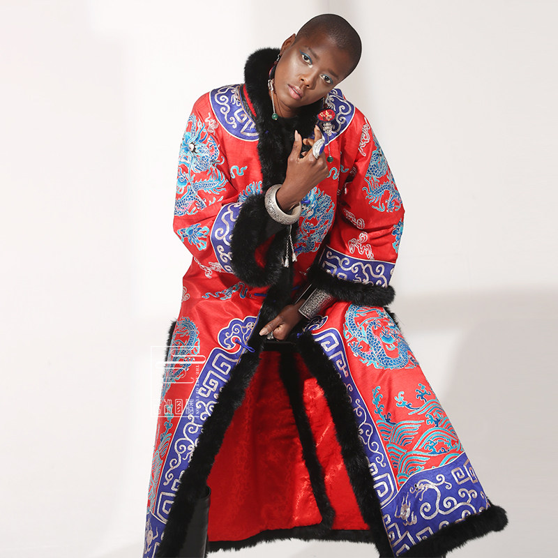 Cloud decoration totem original design Women's coat old embroidery hand embroidery full embroidery thickened Chinese Tuanlong coat coat