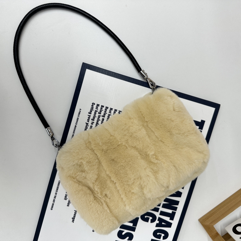 New Genuine Rabbit Fur Shoulder Bag, Fur Women's Bag, Fashionable Light Luxury Fur Bag, Trendy and Versatile ins Style, Japanese and Korean Bag